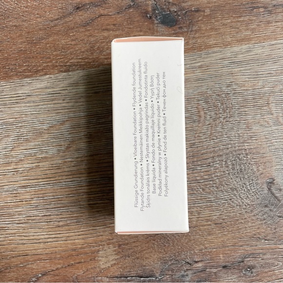Jane Iredale Beyond Matte Liquid Foundation M5 9FL OZ - Picture 8 of 16
